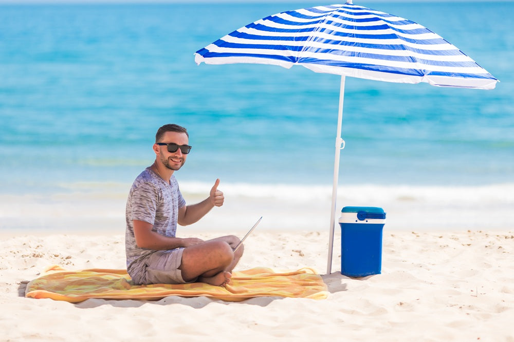 Expert Beach Tips: How to Stay Confident, Safe & Summer-Ready